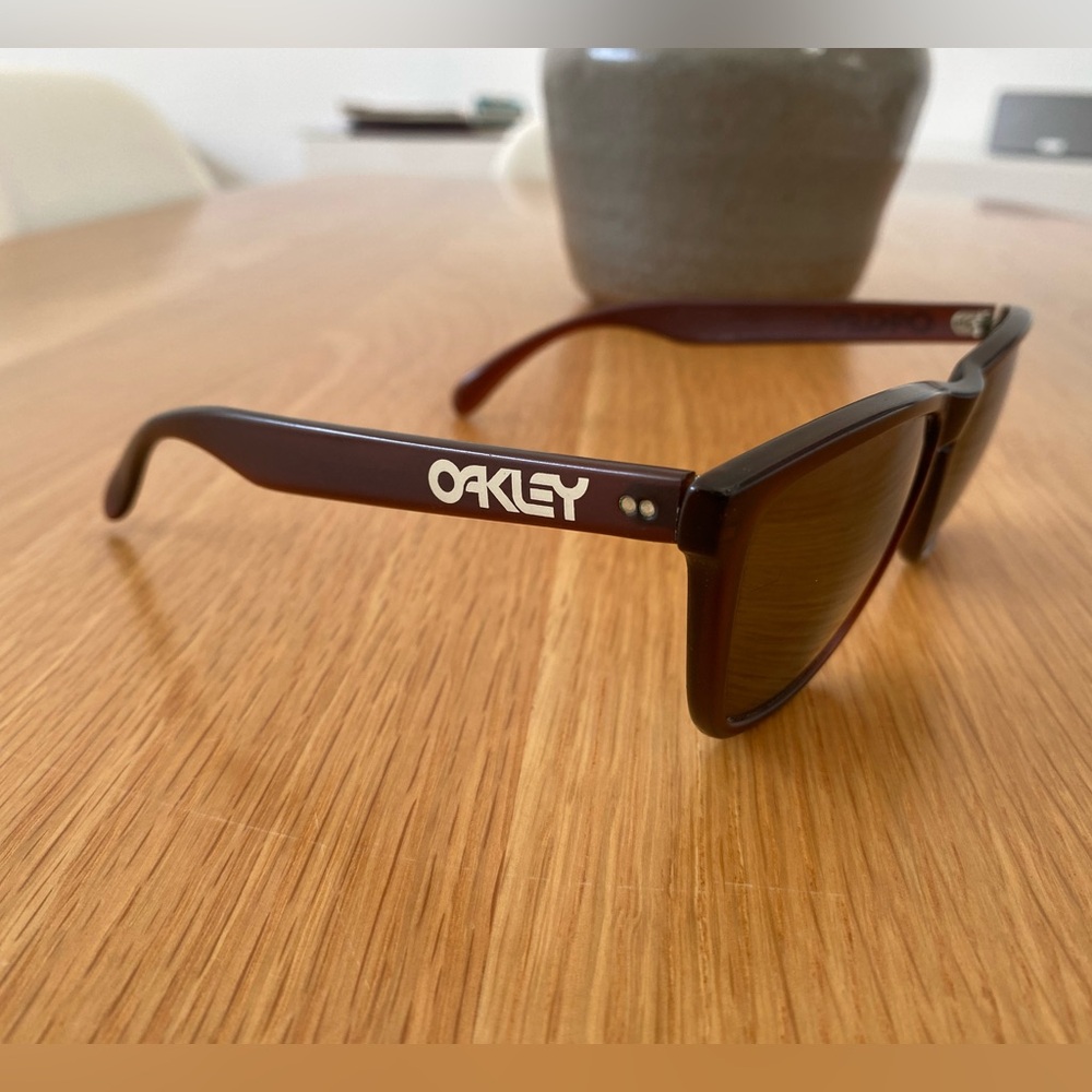 Gen 1 Vintage Oakley Frogskins circa 1980’s